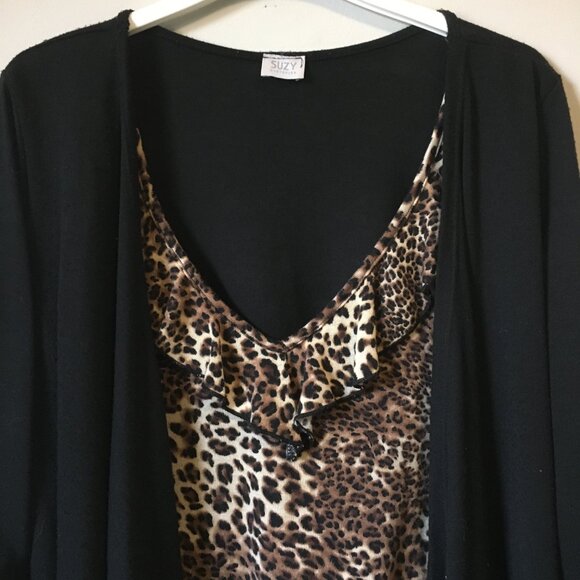 Made in Canada Black Open Waterfall Cardigan With Ruffle Collar Rosette Tank - Picture 3 of 16
